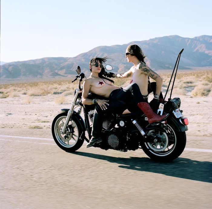 Girls on a motorcycle in Guiyang