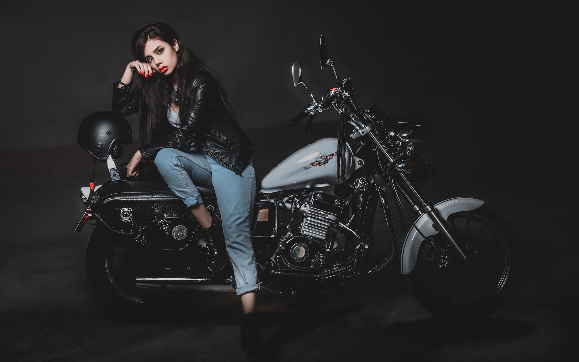 Biker girls: style and drive in Guiyang