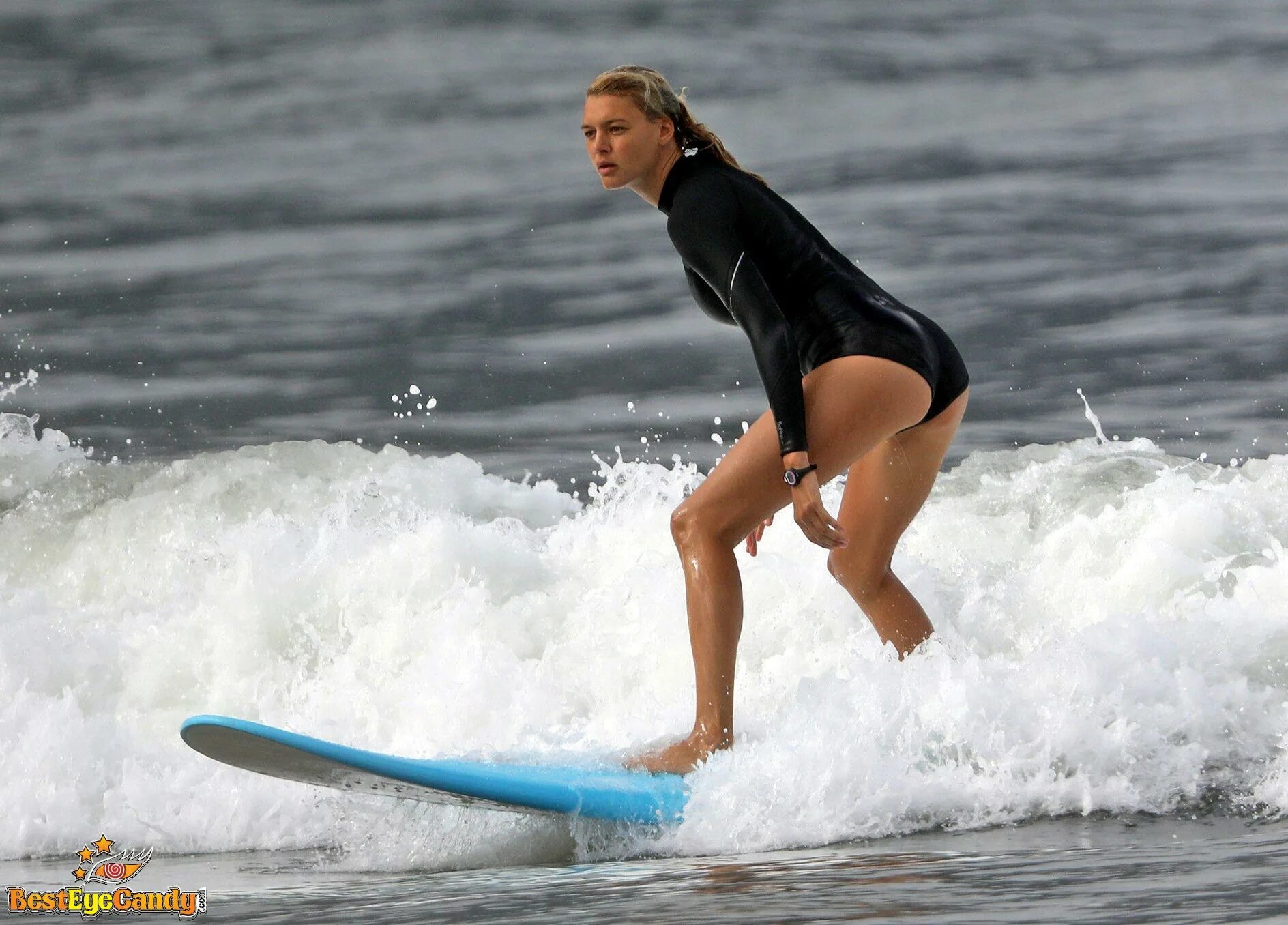 Kelly Rohrbach underwear in Guiyang