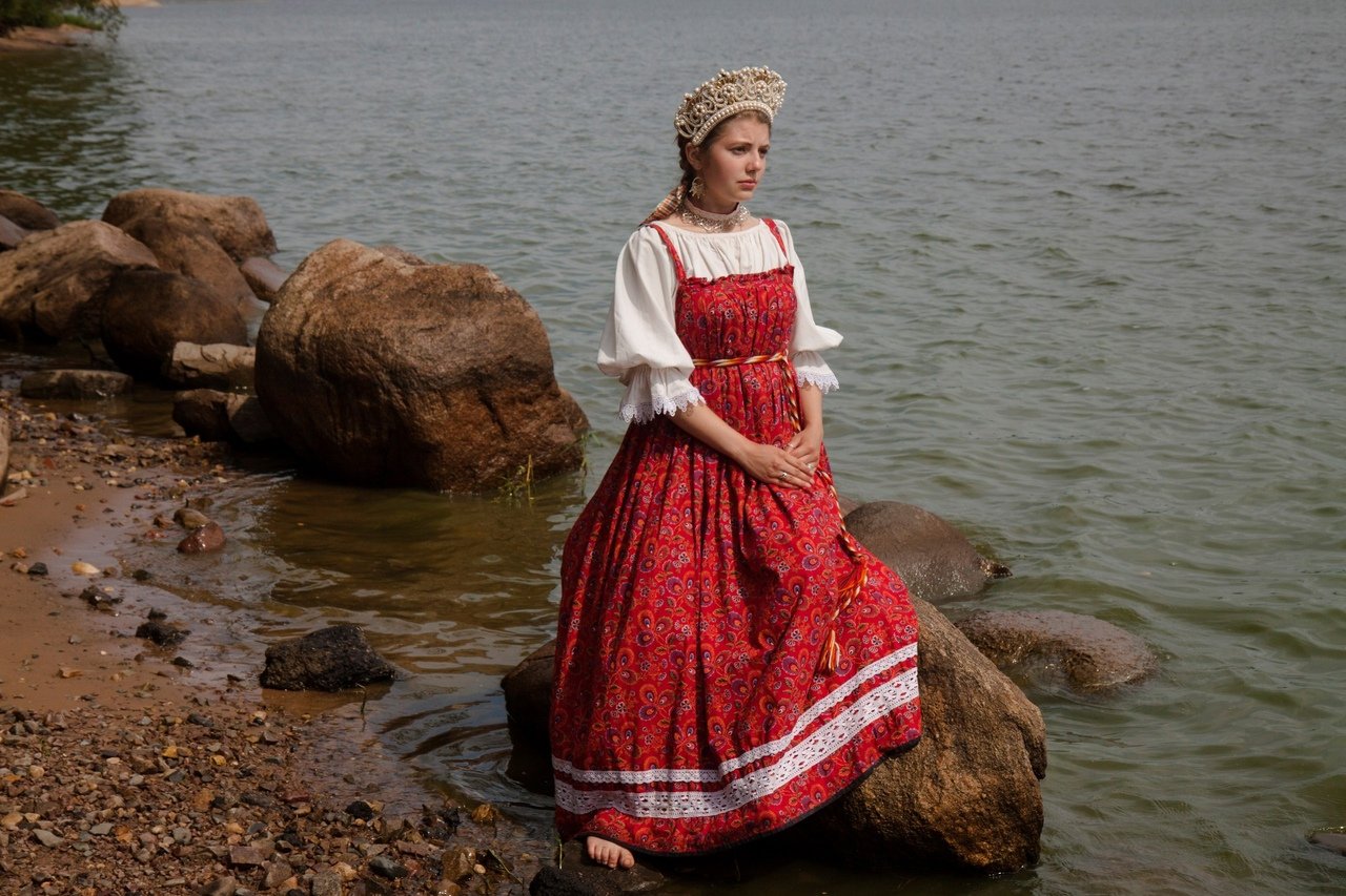Women in Slavic costumes in Guiyang