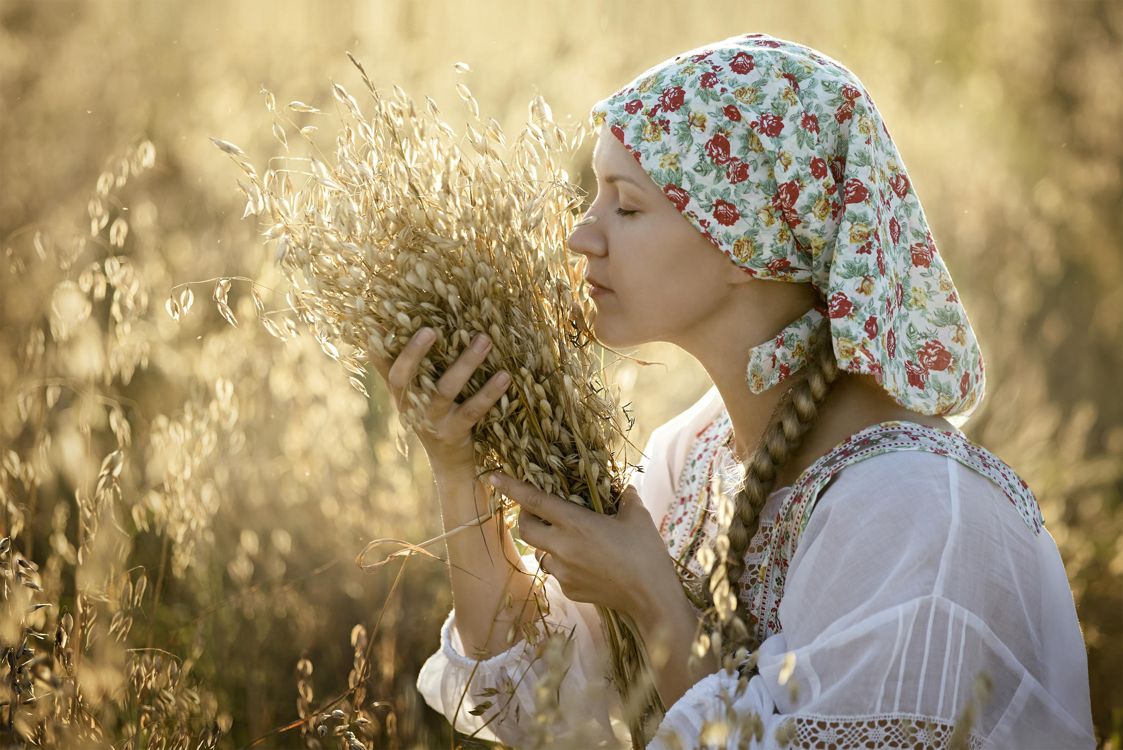 Photo Women in Slavic costumes in Guiyang