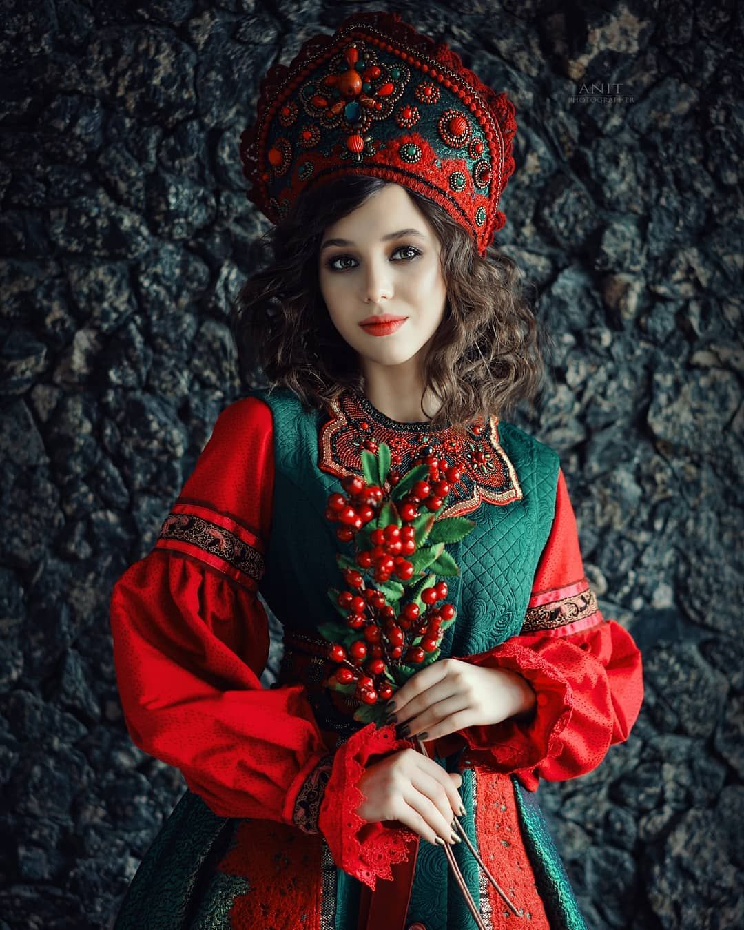 Nude girl Women in Slavic costumes in Guiyang